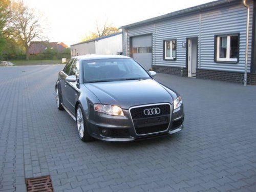 RS4   V8 4.2 QUATTRO